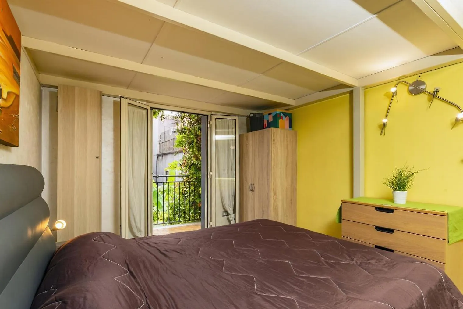 Holiday home La Dimora Di Via Manzoni Villa Catania Italy